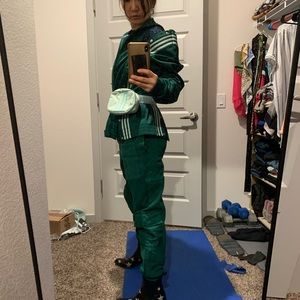 Brand New Ivy park truck pants. Size XXS